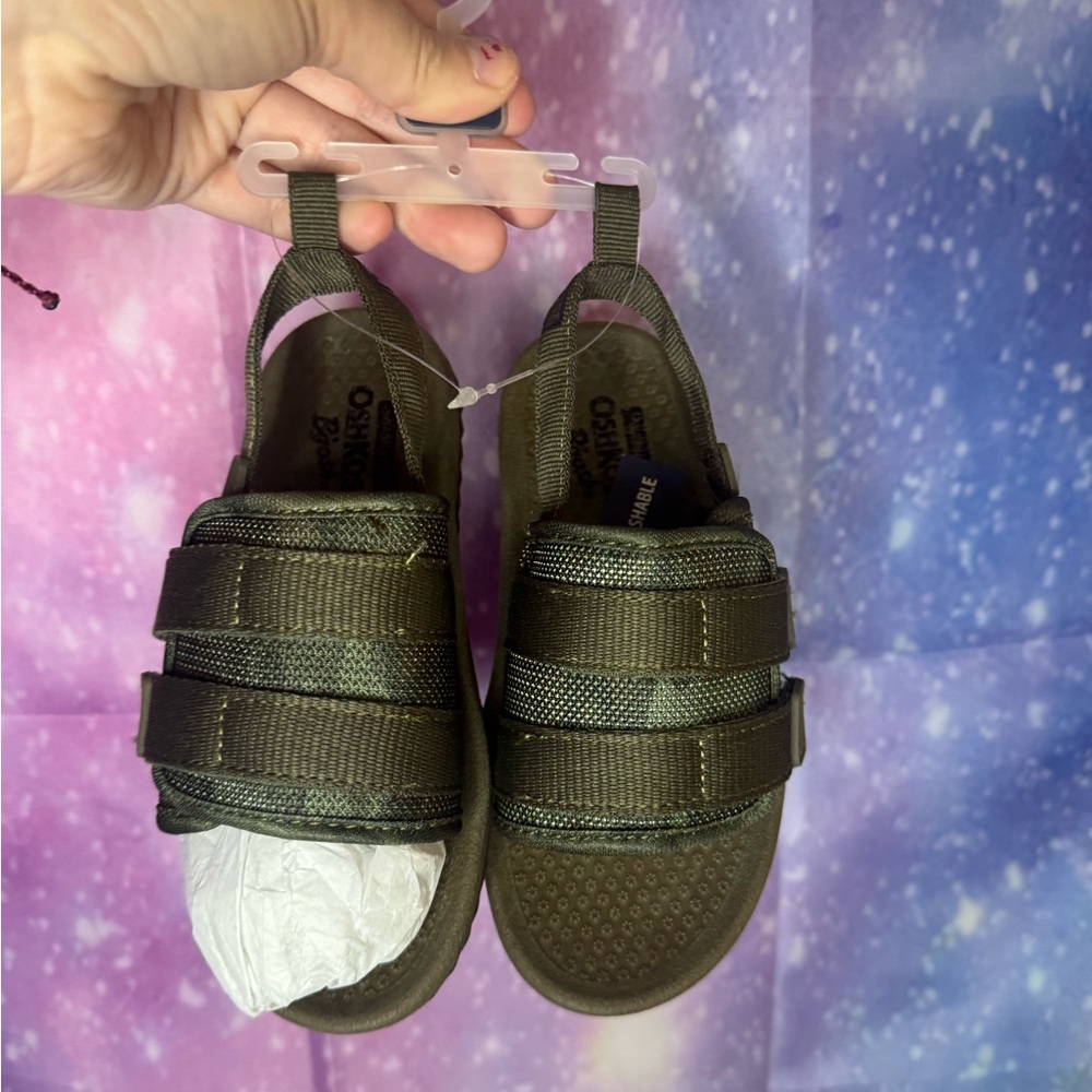 New boys Osh kosh sandals